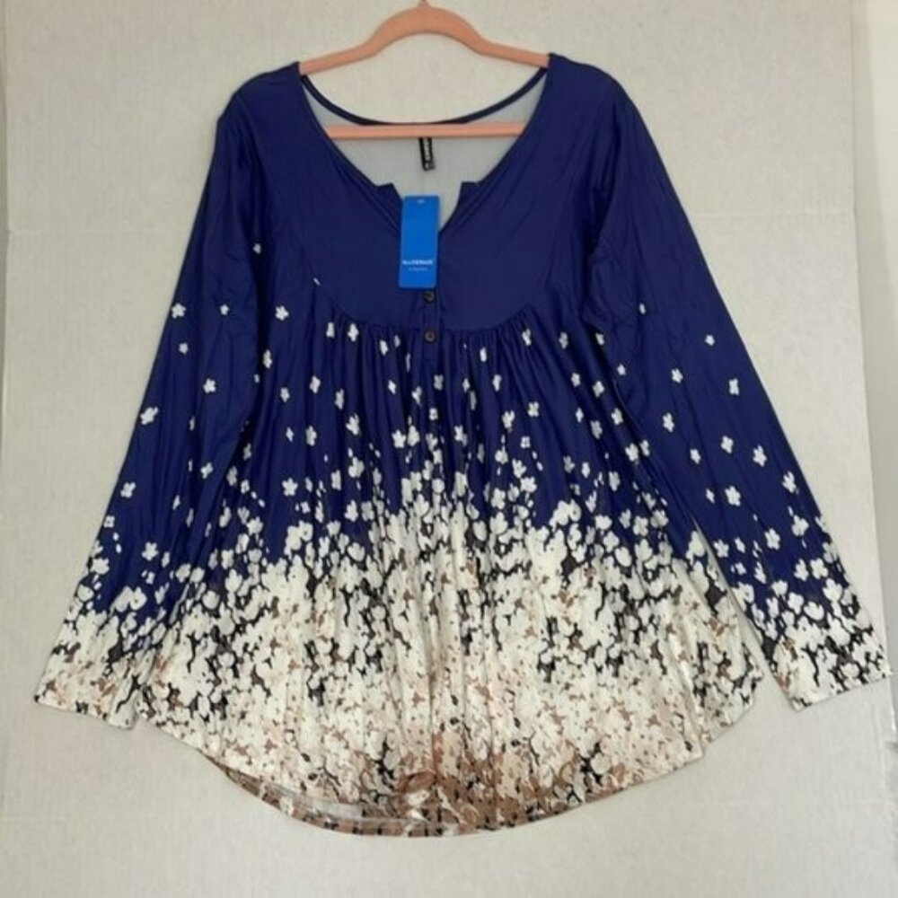 Allegrace Tunic Top NWT Pleated Floral Print Blue & White 1X